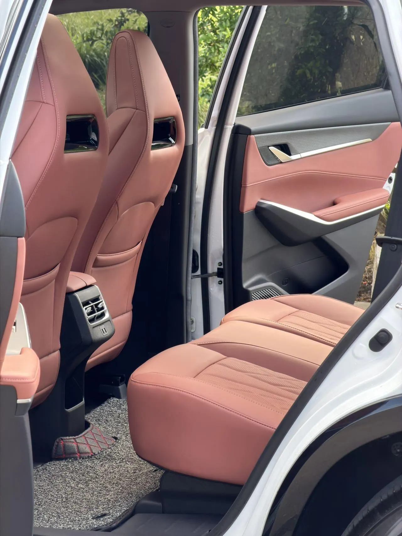 ChangAn 2024 CS75 PLUS 1.5T Champion Edition Smart Driving and Strong Navigation Automatic Gear 4