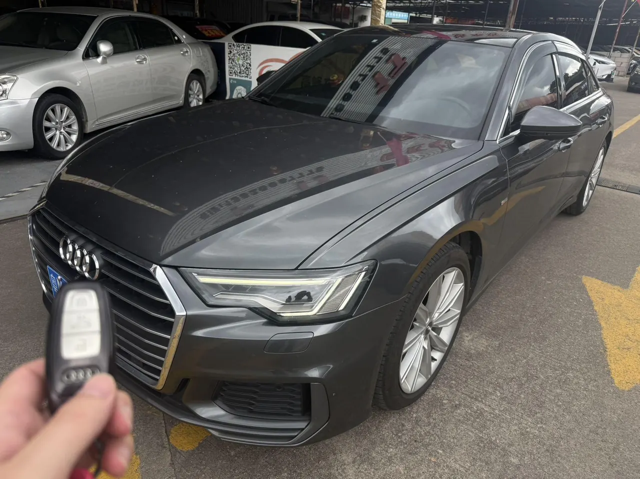 Open image lightbox: Audi 2021 A6L 2.0TFSI 45TFSI Selected Dynamic Automatic
