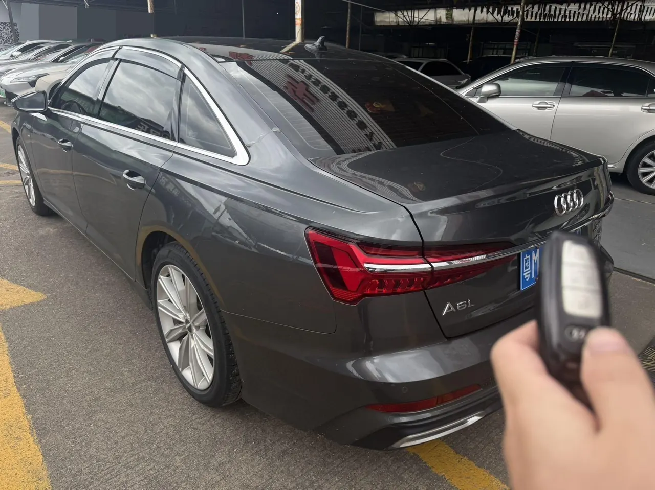 Audi 2021 A6L 2.0TFSI 45TFSI Selected Dynamic Automatic 2