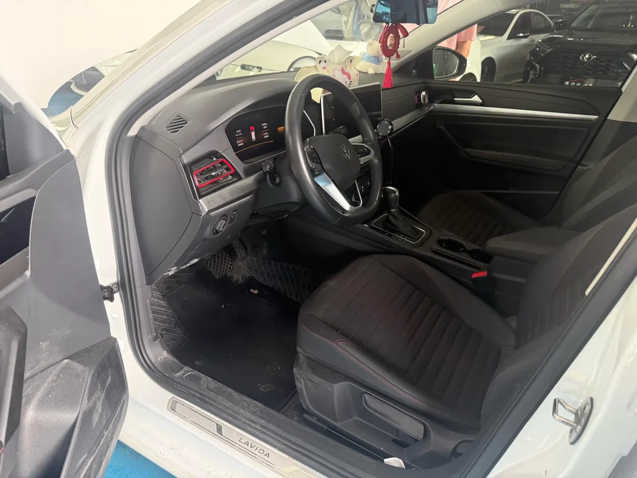 Volkswagen 2024 LaVida 1.5TSI 300TSI Star Full Escape Automatic Gear 4