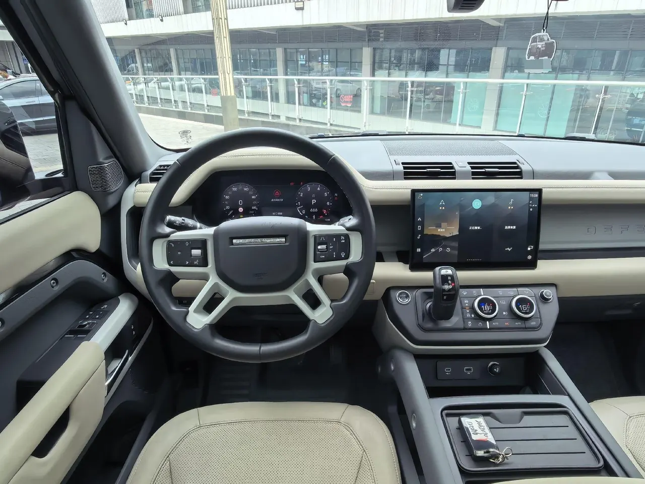 Land Rover Guard (Imported) 2023 Guard 90 48V 3.0T P400 XS Automatic Gear 6