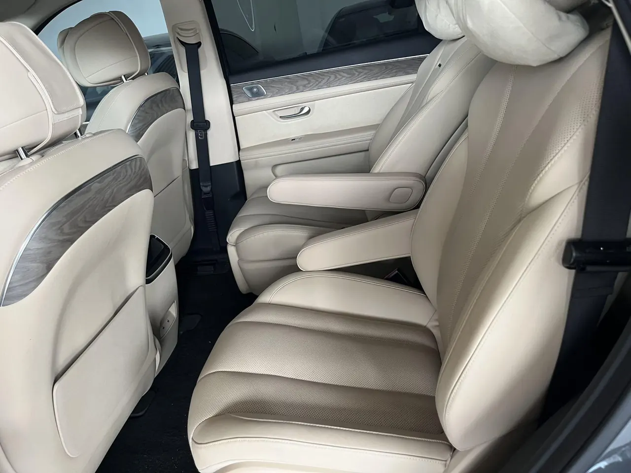 AITO 2022 AITO M7 1.5T Two-Drive Comfort Edition Automatic Gear 4