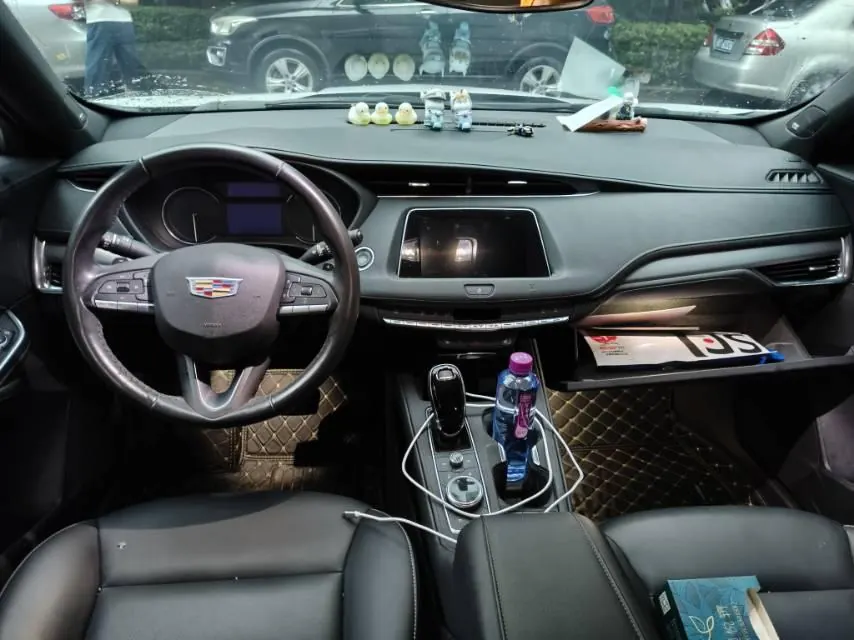 Cadillac 2020 XT4 2.0T 28T Two-Drive Leading Sports Automatic 5