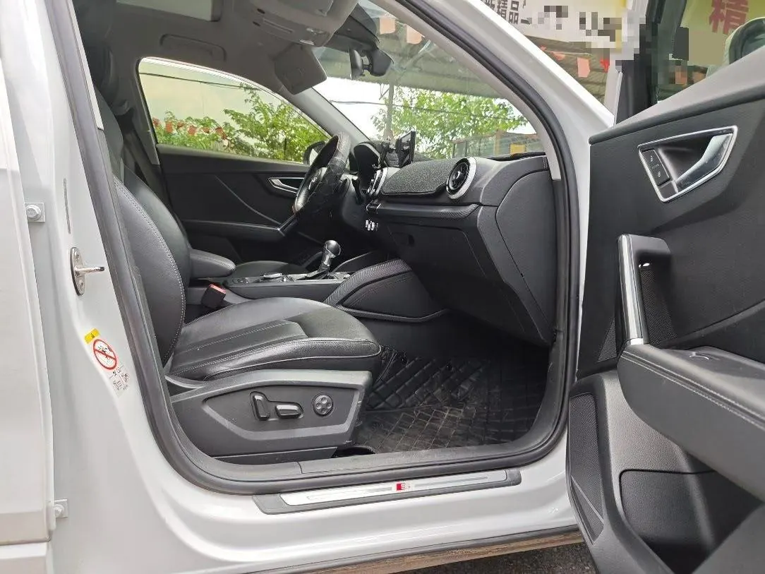 Audi 2022 Q2L 1.4TFSI 35TFSI Fashion Dynamic Automatic 5