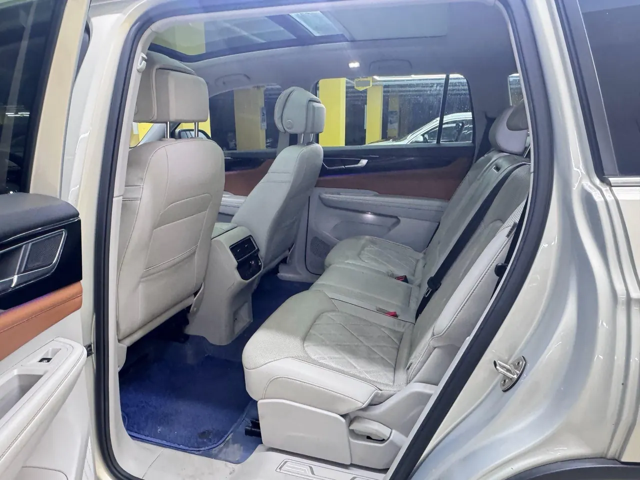 Volkswagen 2021 Tuang 2.0TSI 380TSI 4WD Respect Flagship Automatic Transmission 4