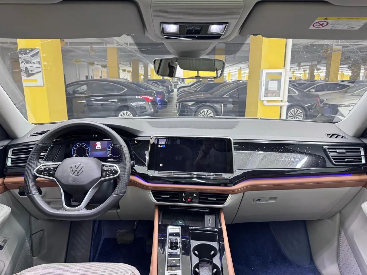 Volkswagen 2021 Tuang 2.0TSI 380TSI 4WD Respect Flagship Automatic Transmission 5