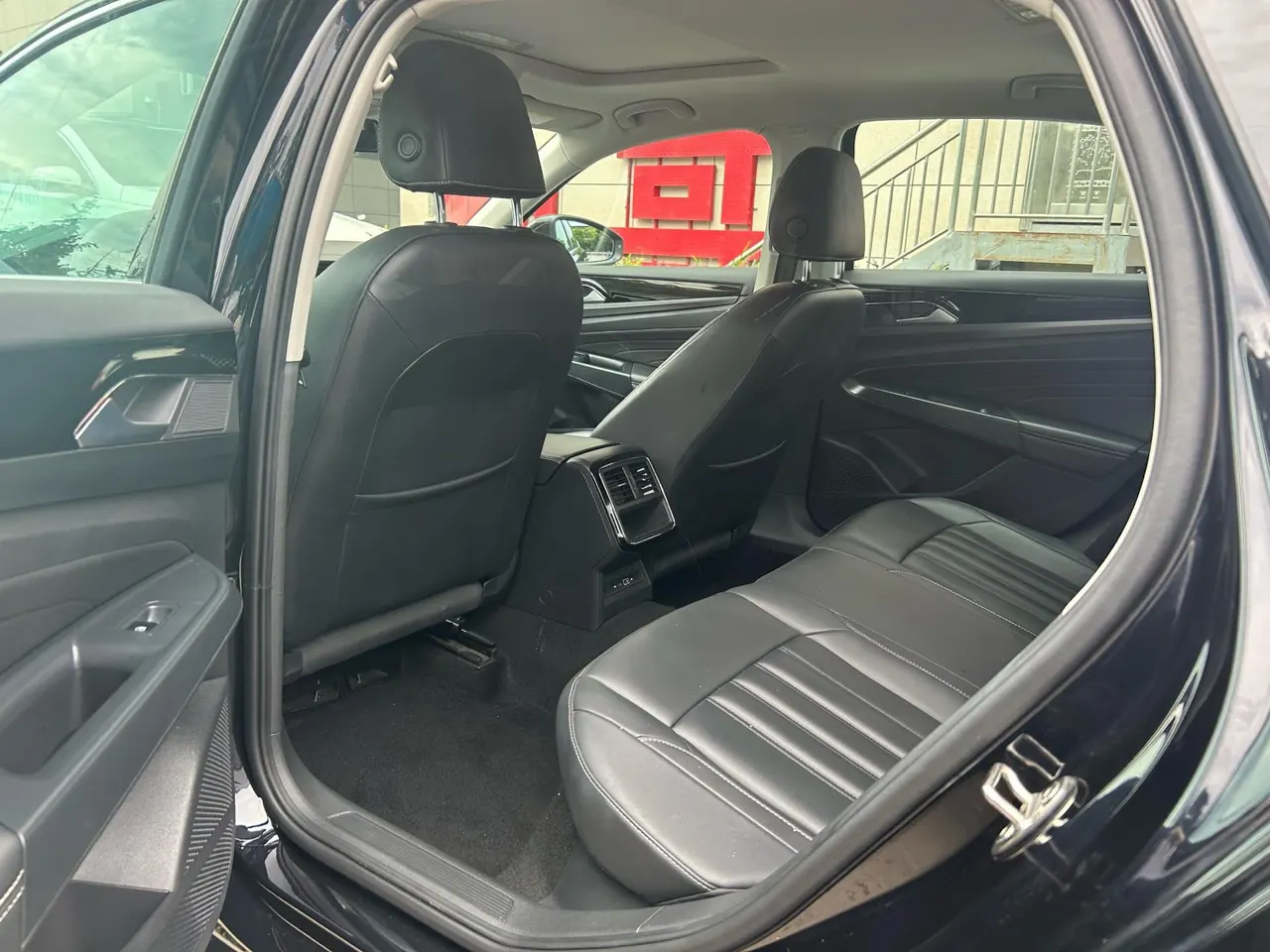 Volkswagen 2024 Passat 1.4TSI 280TSI Business Edition Automatic 5