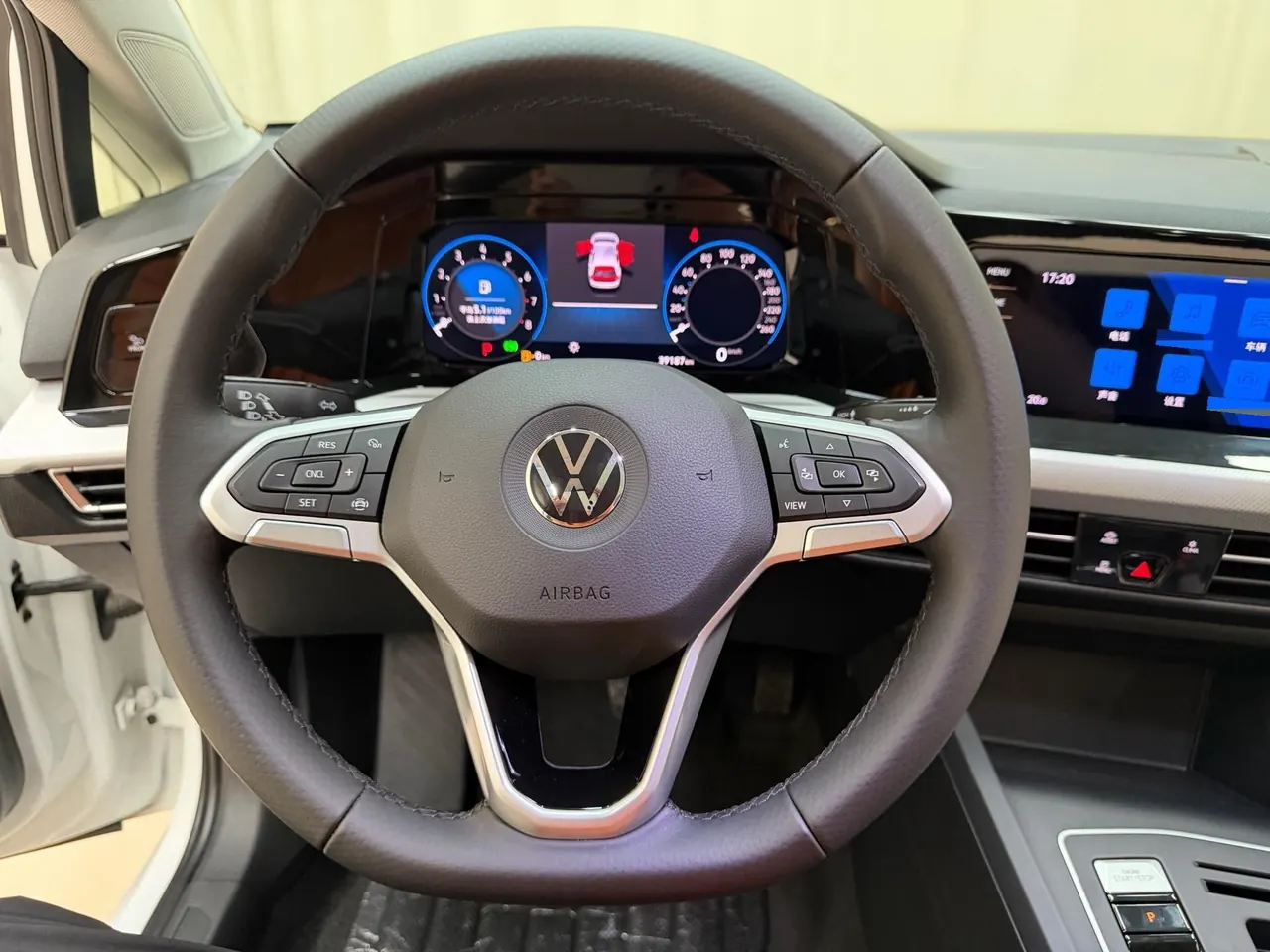 Volkswagen 2021 Golf 8 1.4TSI 280TSI 30th Anniversary Edition Automatic 10