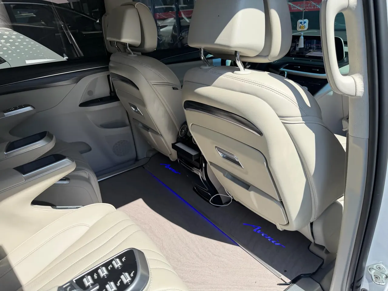 Buick 2023 GL8 ES Lu Zun 48V 2.0T 653T Comfortable Automatic Gear 6