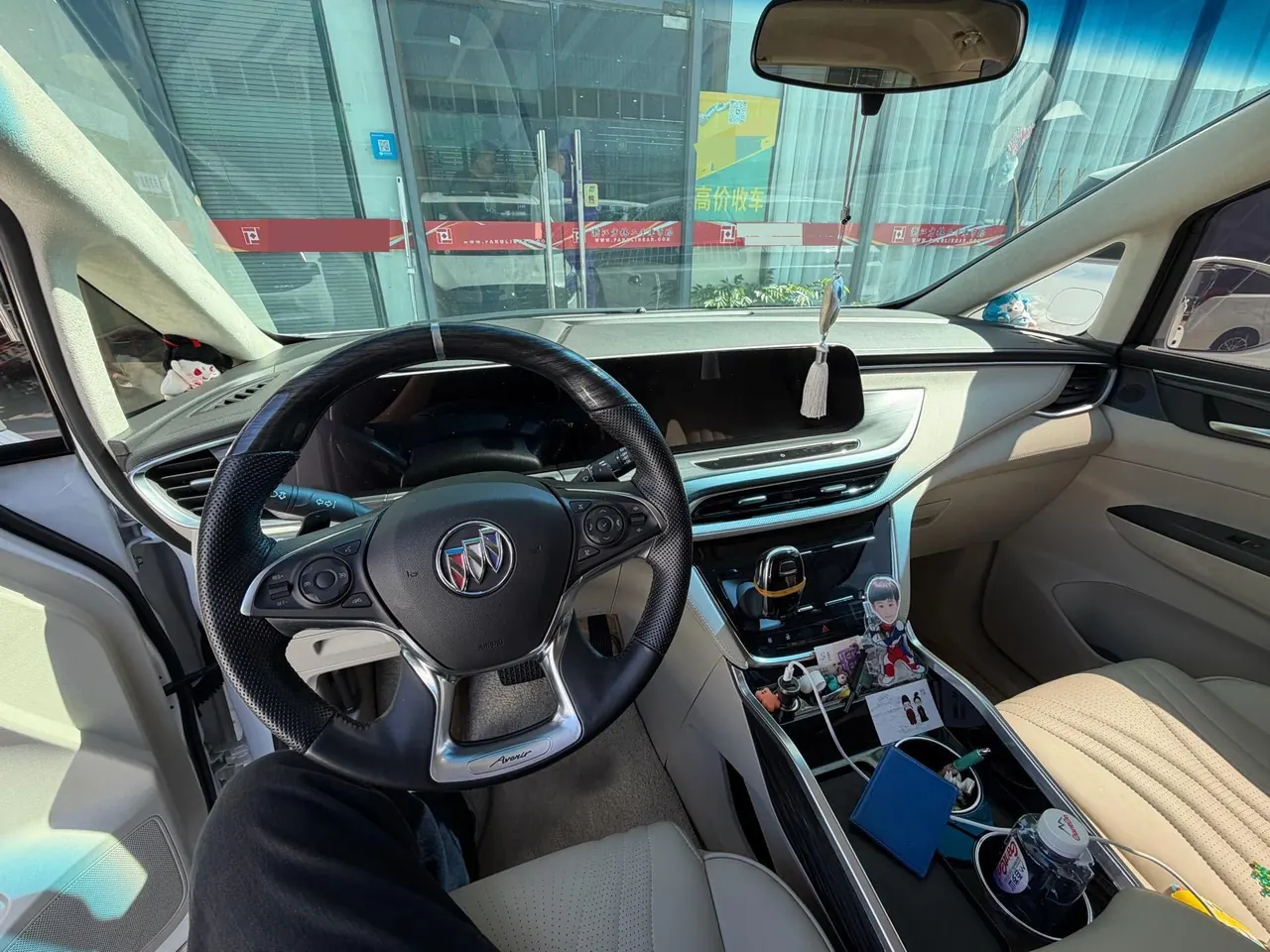 Buick 2023 GL8 ES Lu Zun 48V 2.0T 653T Comfortable Automatic Gear 8