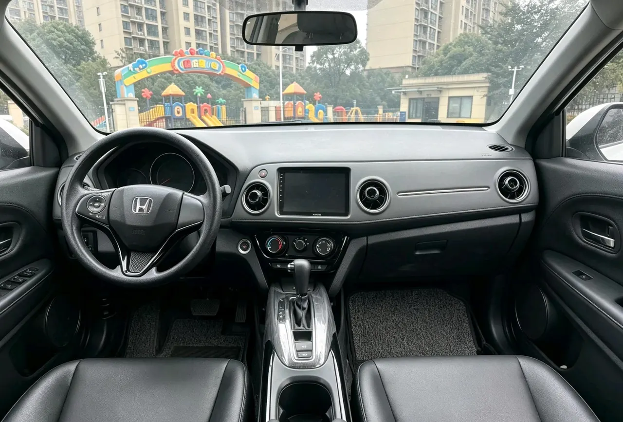 Honda 2021 XR-V 1.5 Stepless Deluxe Edition Automatic Gear 5
