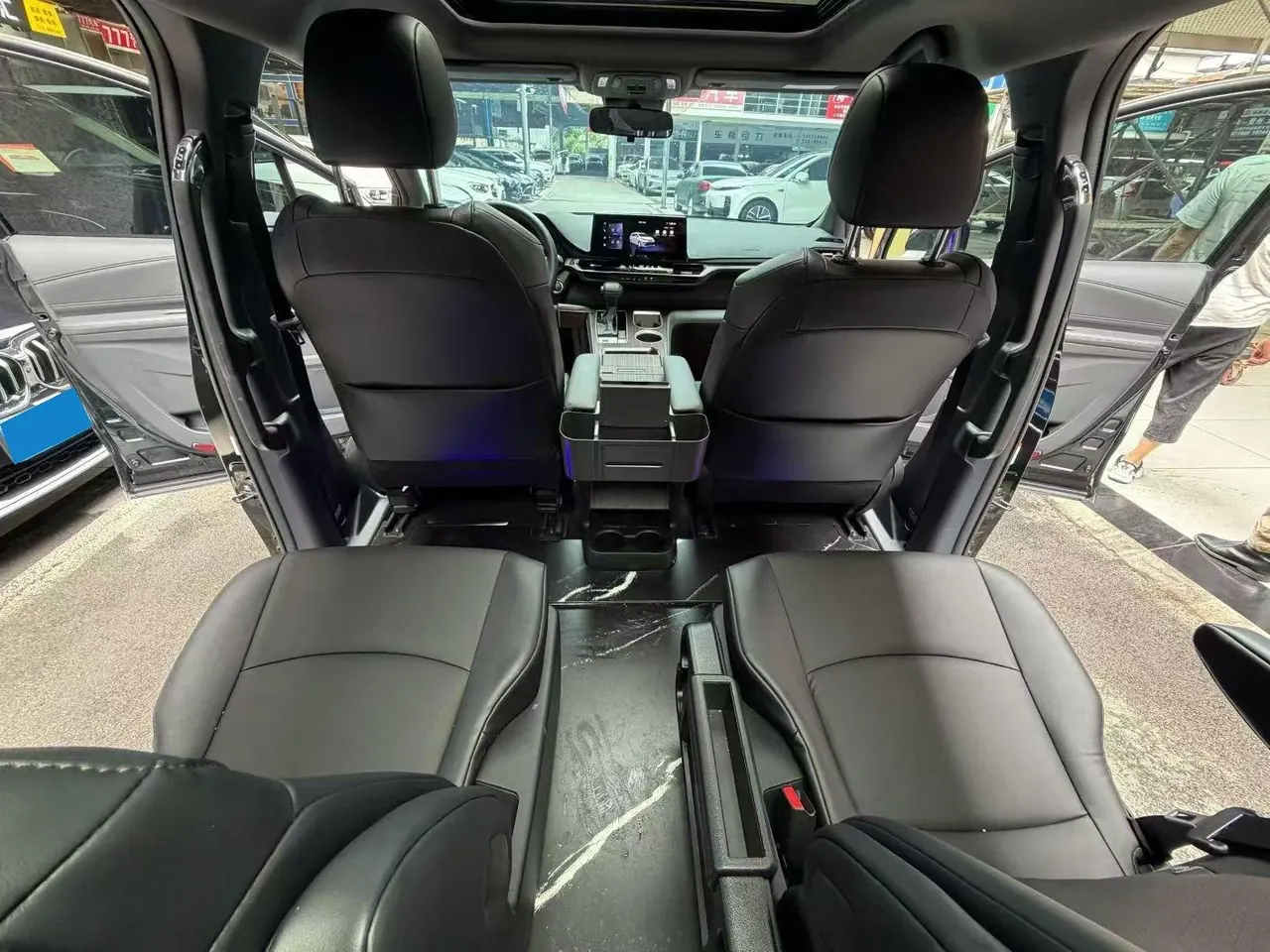 Toyota 2024 Grevia HYBRID 2.5 Stepless Deluxe Edition Automatic Transmission 5