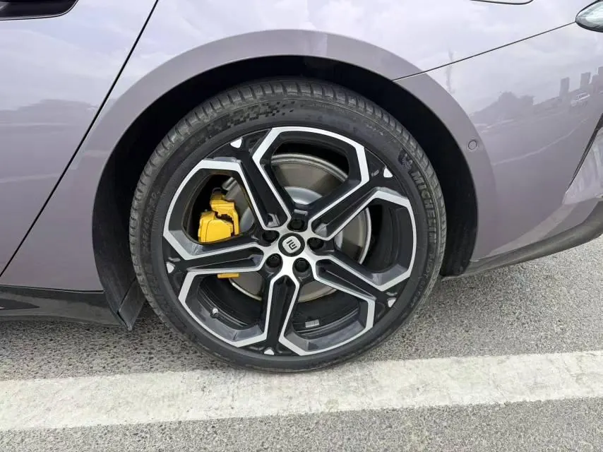 MI 2024 SU 7 830km Rear Drive Ultra Long Endurance High-end Smart Drive Pro Edition Automatic Gear 6