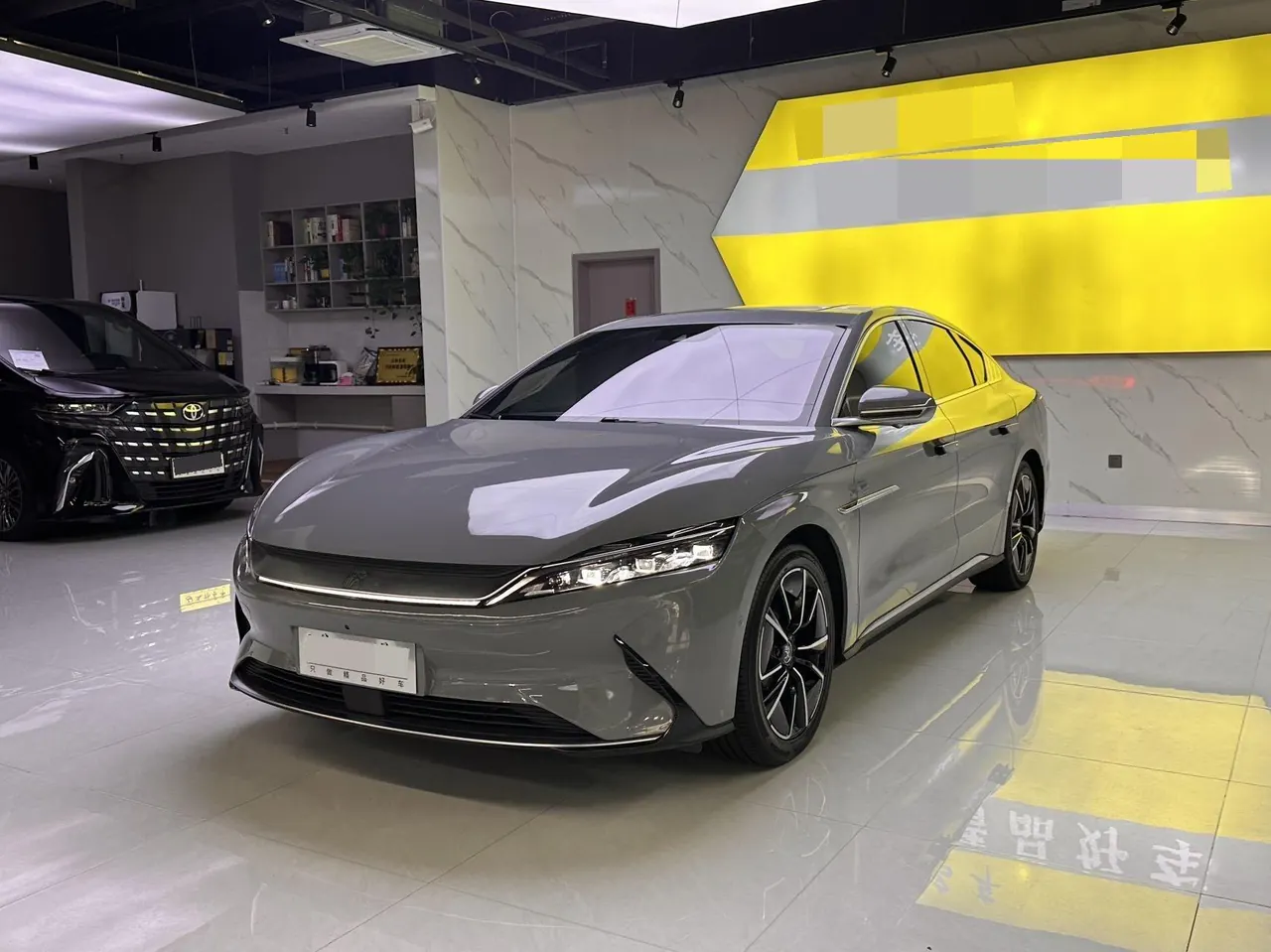 BYD 2020 Han Super Long Endurance Edition Noble Automatic Transmission - View 1