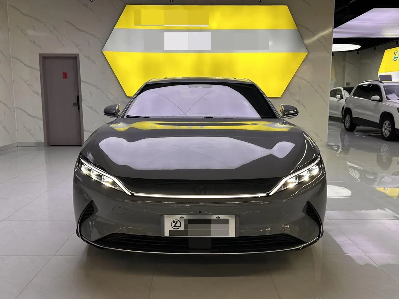 BYD 2020 Han Super Long Endurance Edition Noble Automatic Transmission 2