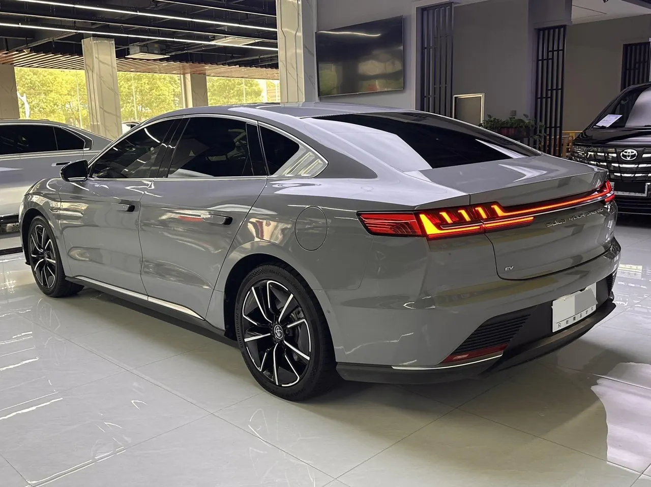 BYD 2020 Han Super Long Endurance Edition Noble Automatic Transmission 9