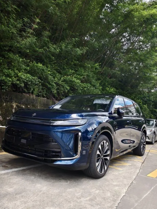 Open image lightbox: Huajing 2026 Huajing S 1.5T 255km Gan Kun Zhen Enjoy Edition Automatic Gear