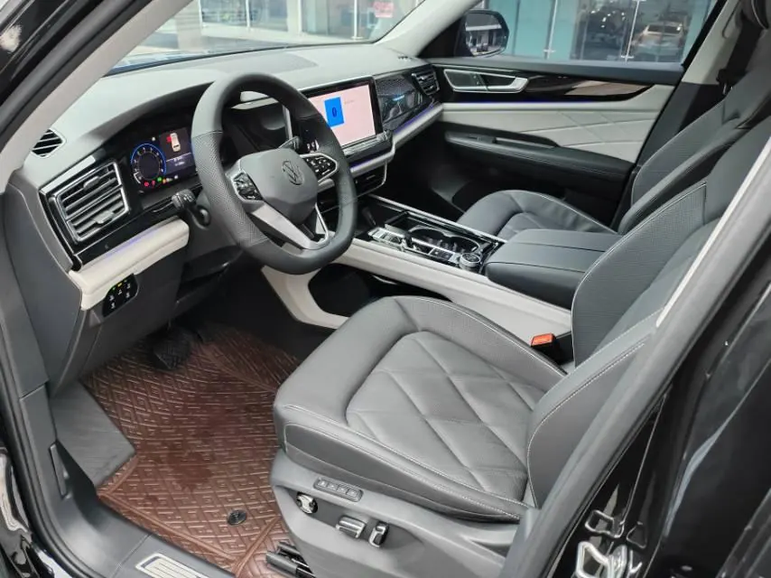 Volkswagen 2024 Tuang 2.0TSI 380TSI four-wheel drive Longyao version automatic gear 2