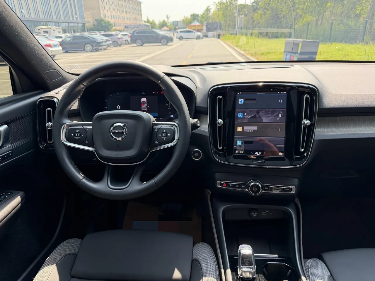 Volvo 2024 XC40 48V 2.0T B3 Zhiyuan Deluxe Edition Automatic Gear 4