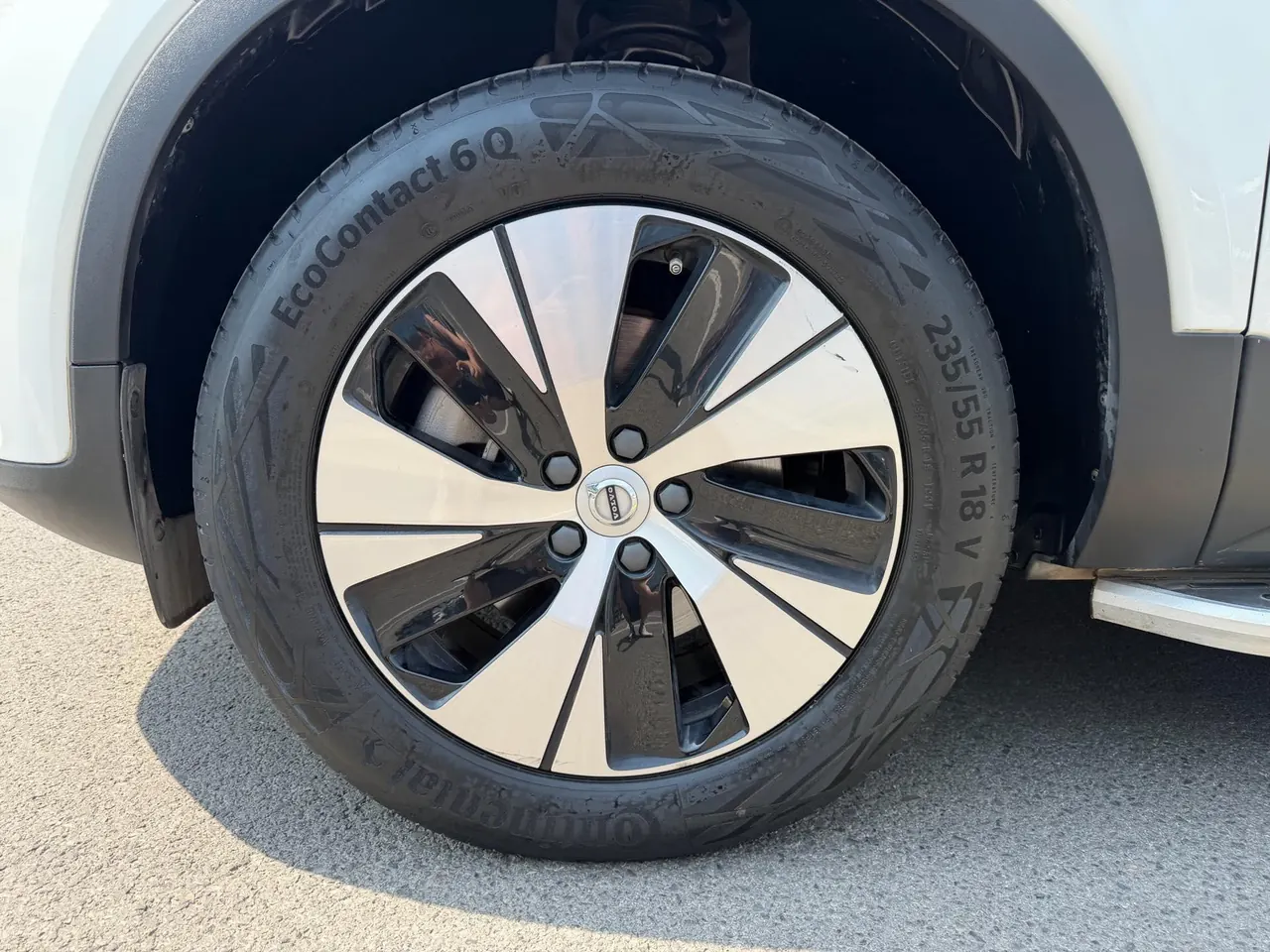 Volvo 2024 XC40 48V 2.0T B3 Zhiyuan Deluxe Edition Automatic Gear 7