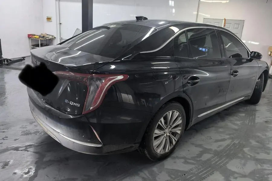 HongQi 2024 E-QM 5 450km Travel Edition Automatic Gear 2