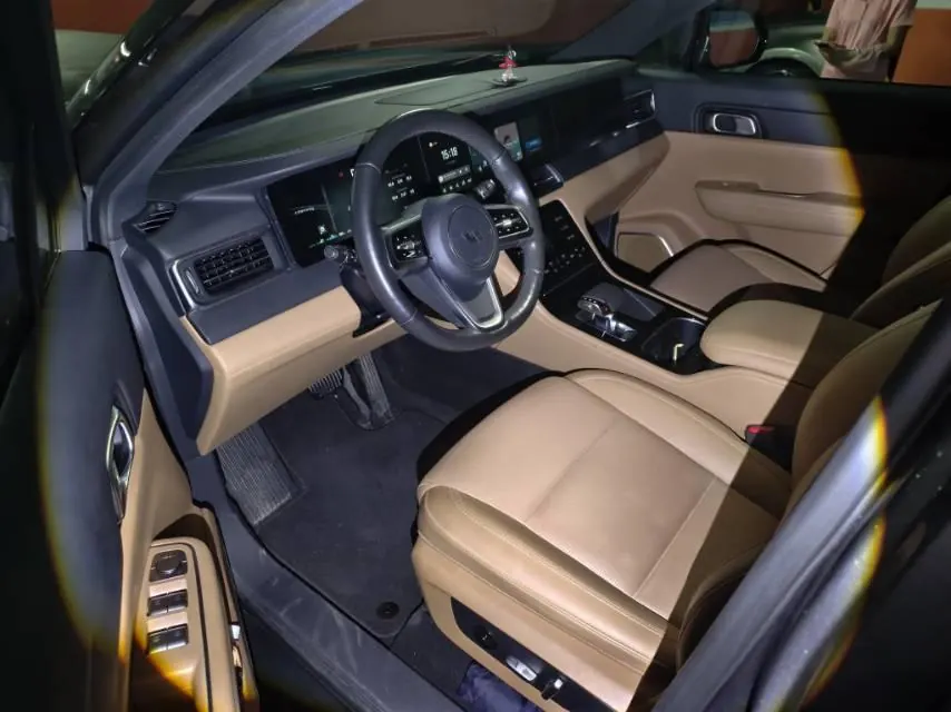 Li 2021 ONE 1.2T extended range 6-seat automatic gear 3
