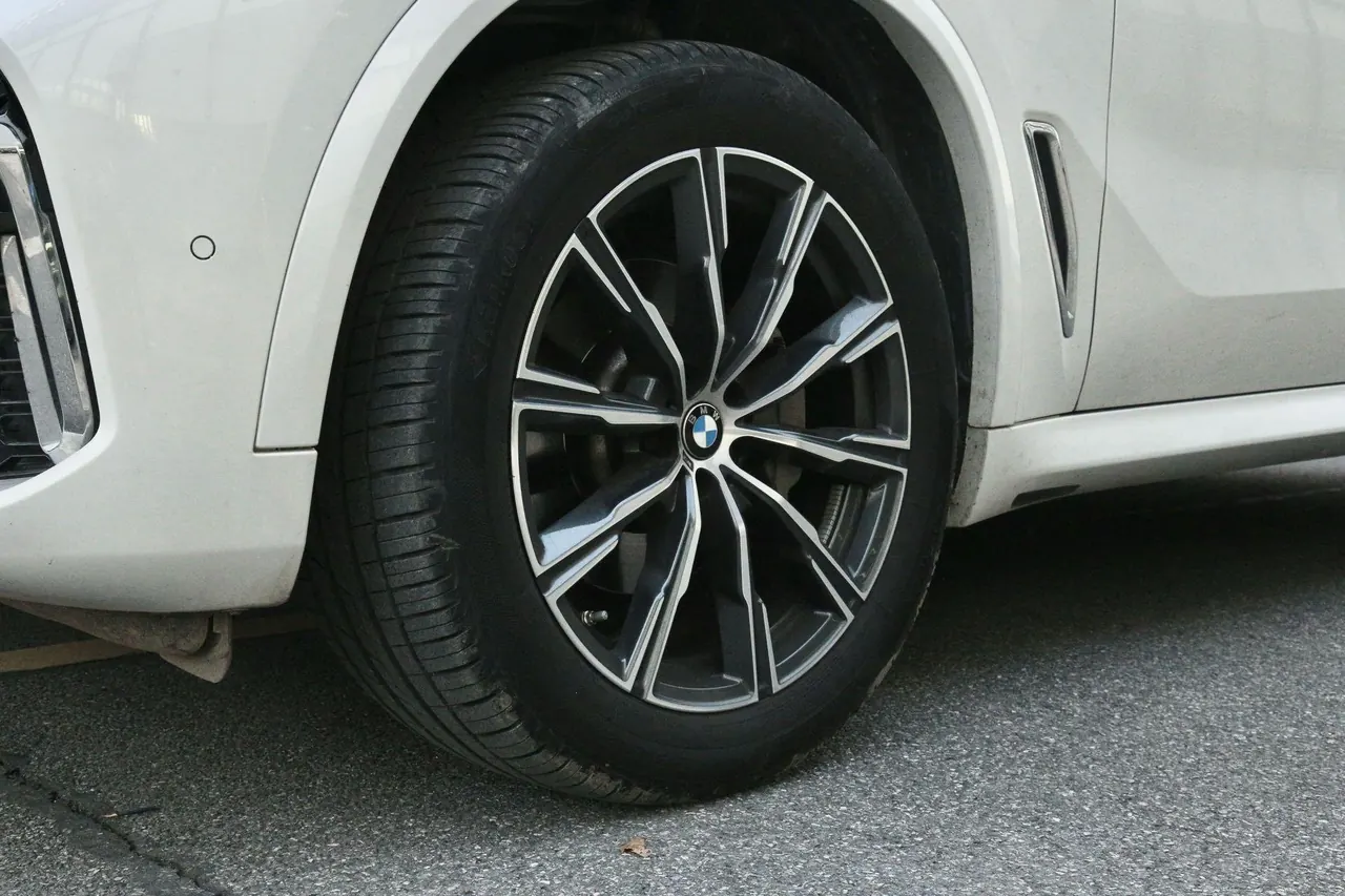 BMW 2022 X5 xDrive30Li 2.0T Exclusive M Sports Suit (Modified) Automatic Gear 12