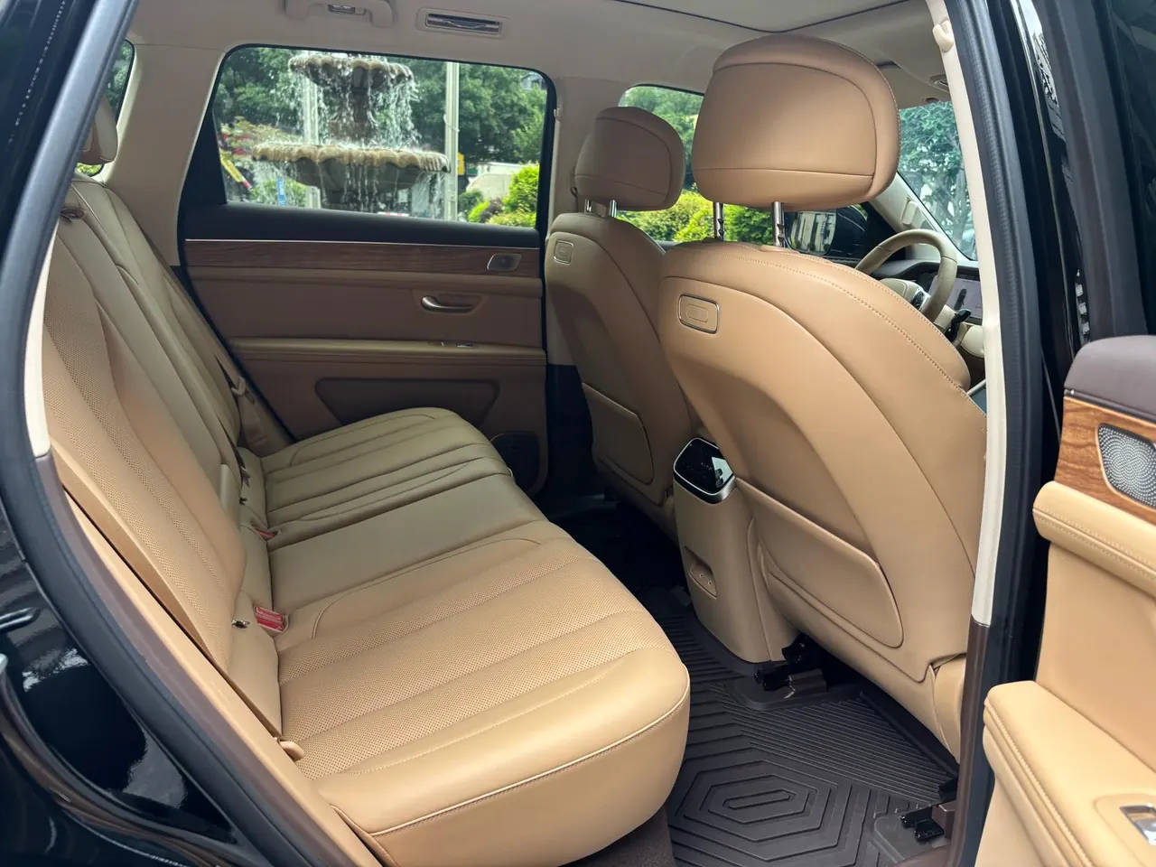 AITO 2024 AITO M7 Smart Drive Four-wheel Drive Ultra Edition 5-seat Automatic Gear 8