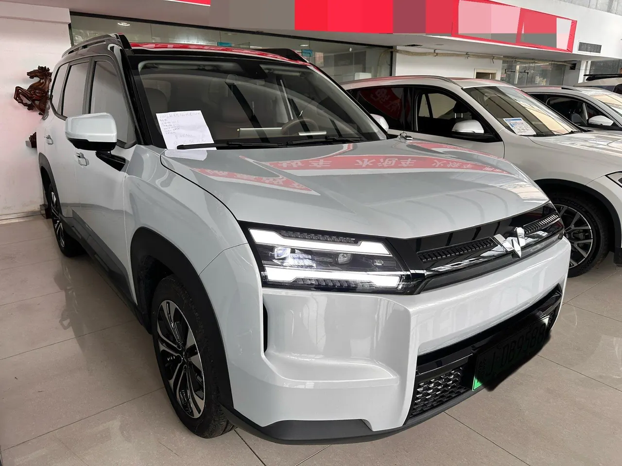 WuLing 2026 Starlight 560 500km Luxury Automatic Gear 2