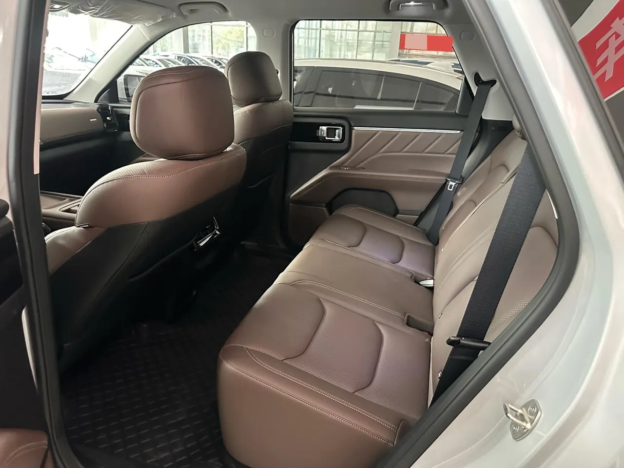 WuLing 2026 Starlight 560 500km Luxury Automatic Gear 5