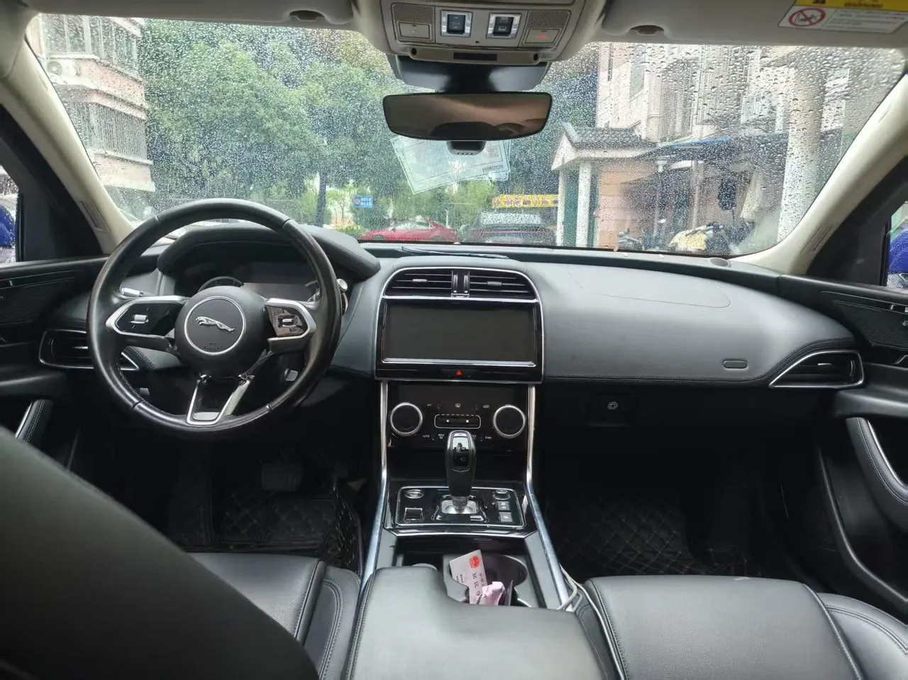 Jaguar 2020 XEL 2.0T 200PS S Enterprising and Elegant Automatic Gear 3