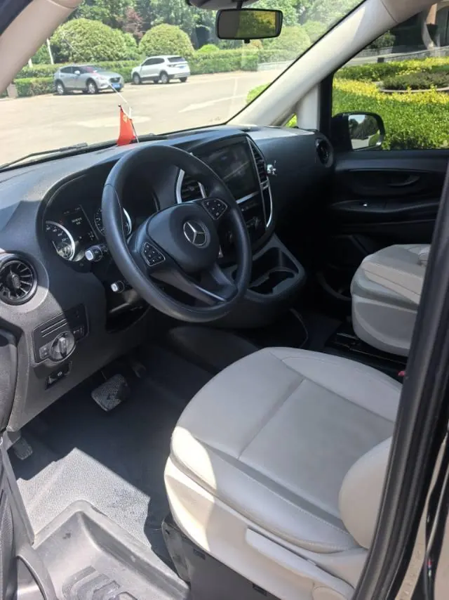 Mercedes Benz 2021 Vito 2.0T Elite Edition 9-seat Automatic Gear 8