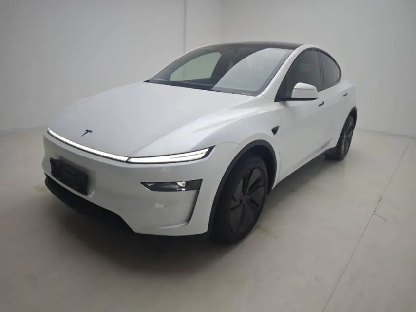 Tesla 2026 Model Y Rear-Wheel-Drive Automatic - View 1