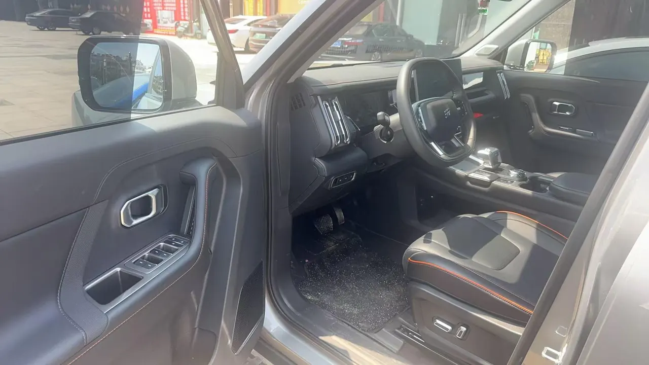 Jetour 2025 ShanHai T1 C- DM 1.5T 150km Explore Automatic Gear 4