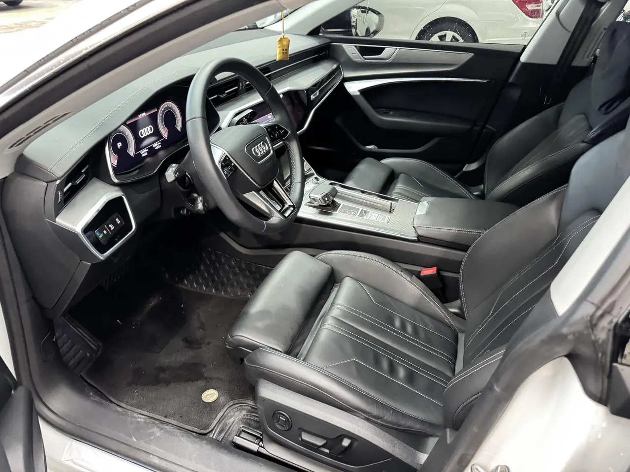 Audi A7 (Imported) 2024 A7 Sportback 2.0TFSI 45TFSI Automatic Gear Selection 3