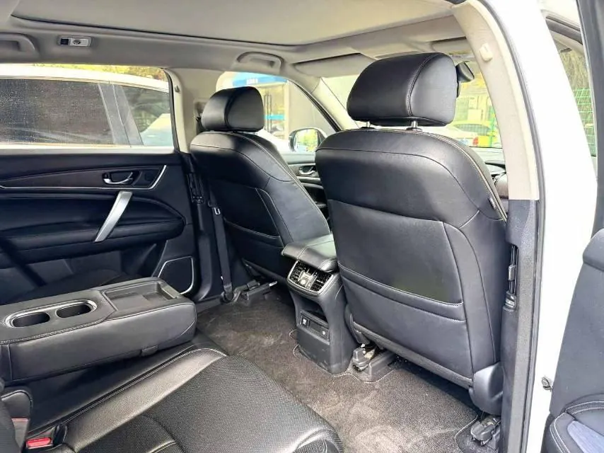 Honda 2020 Crown Road 2.0T 370TURBO Two-Drive Deluxe Automatic Gear 4