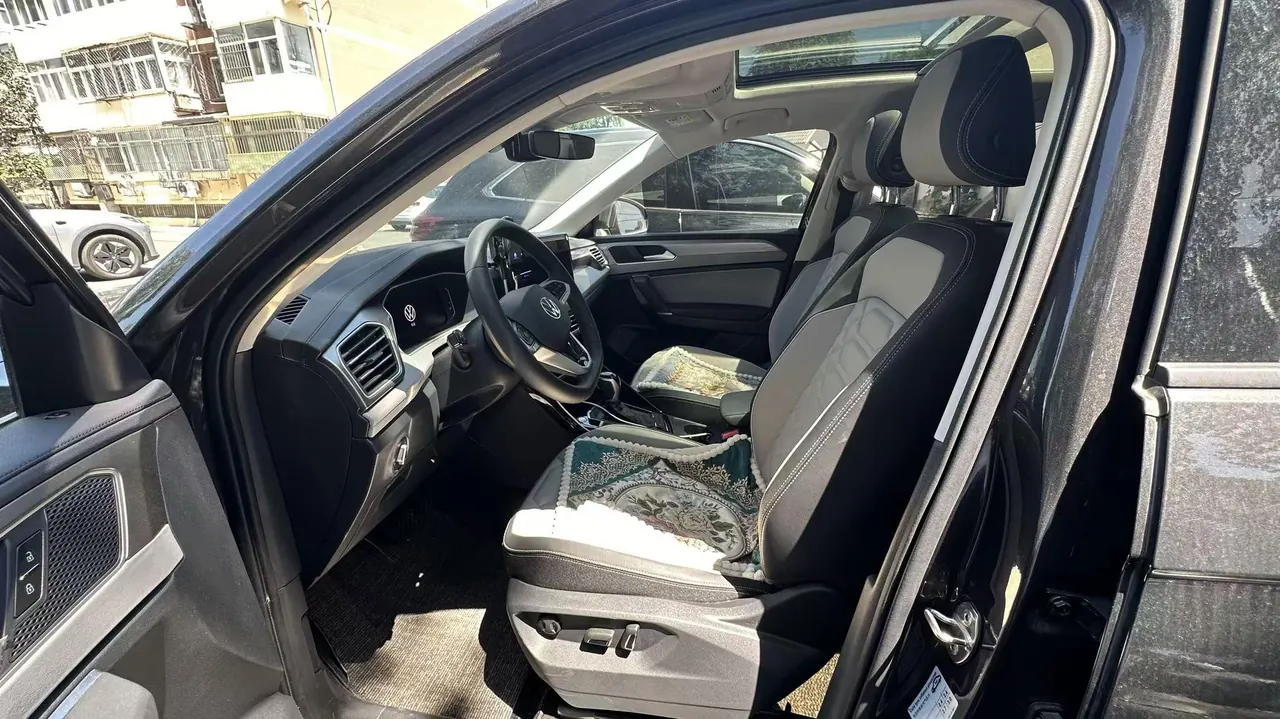 Volkswagen 2024 Tanyue 2.0TSI 330TSI Two-Drive Luxury Plus Advanced Edition Automatic Gear - View 1