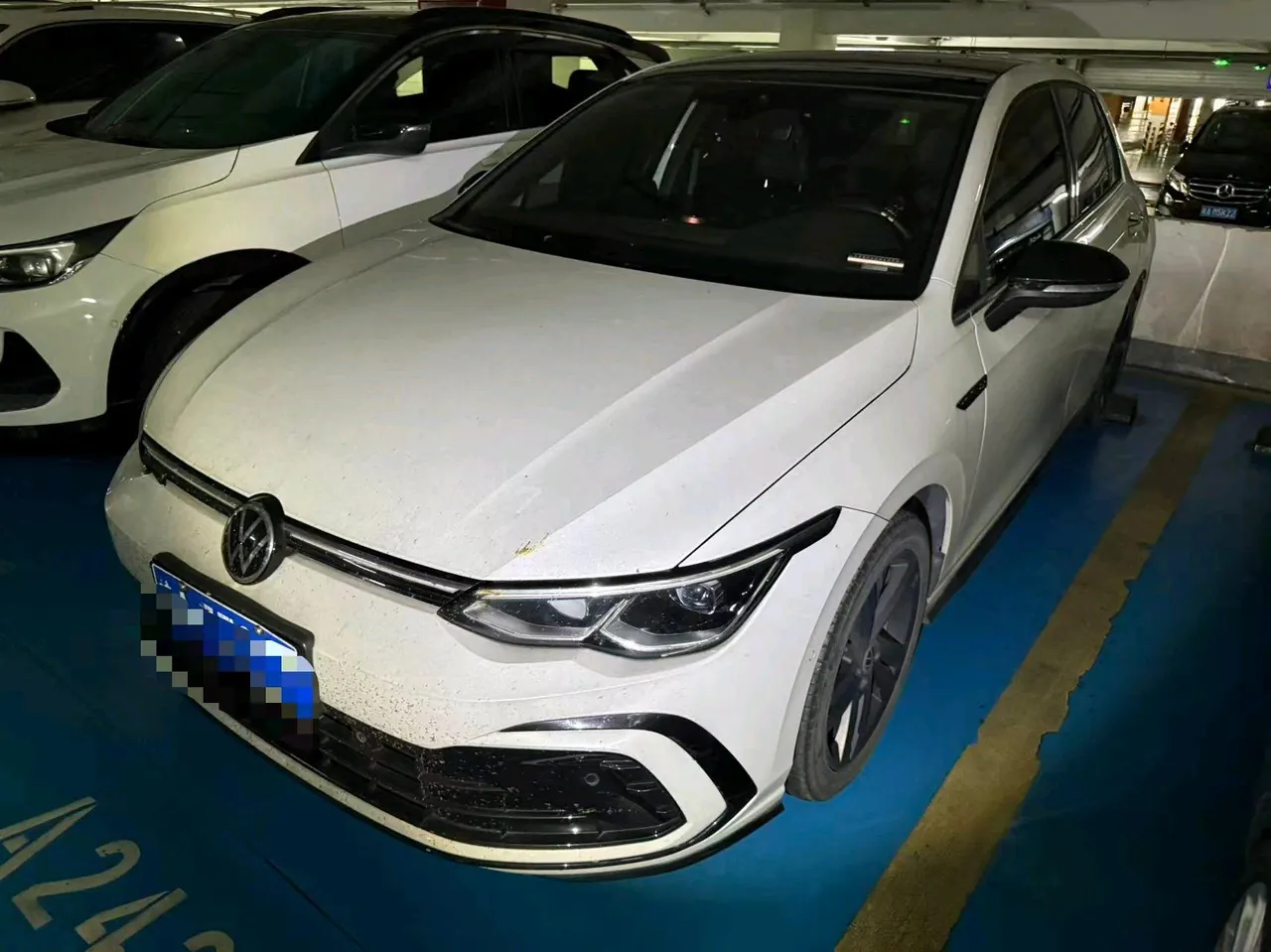 Volkswagen 2021 Golf 8 R-Line 1.4TSI 280TSI Automatic - View 1