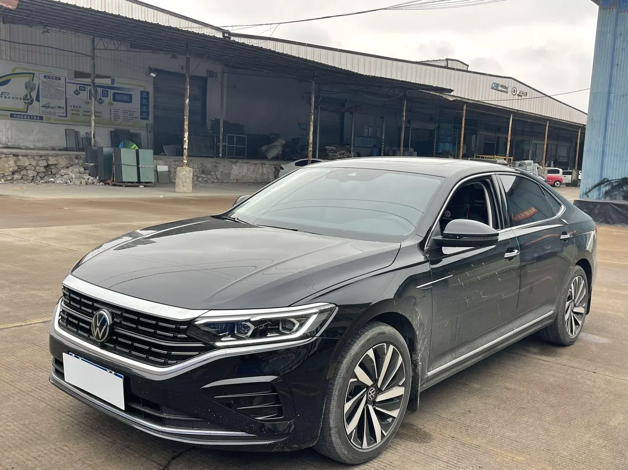 Volkswagen 2026 Passat 2.0TSI 380TSI Subut Long Yao Edition Automatic Gear - View 1