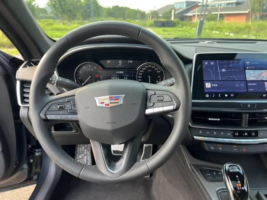 Cadillac 2022 CT5 2.0T 28T luxury automatic gear 12