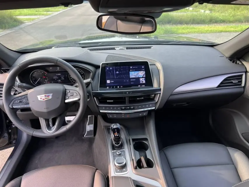 Cadillac 2022 CT5 2.0T 28T luxury automatic gear 9