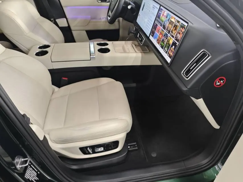 Li 2022 L9 1.5T Max Edition Automatic Gear 8