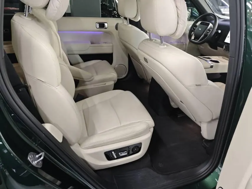 Li 2022 L9 1.5T Max Edition Automatic Gear 9