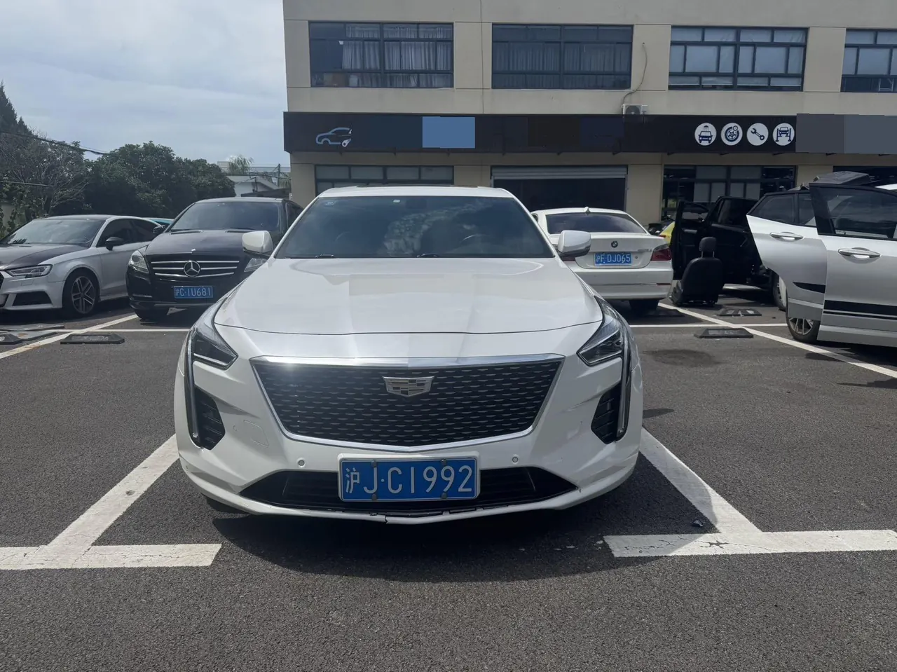 Cadillac 2020 CT6 2.0T 28T fashion automatic gear 3