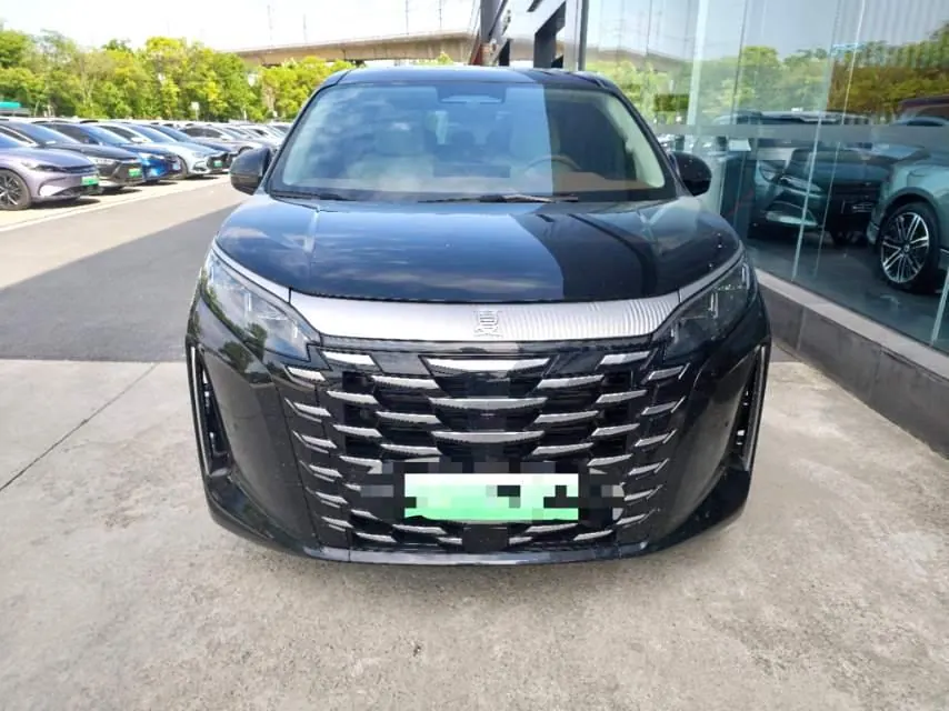 BYD 2025 summer DM-i 1.5T stepless 180km excellent automatic gear 2