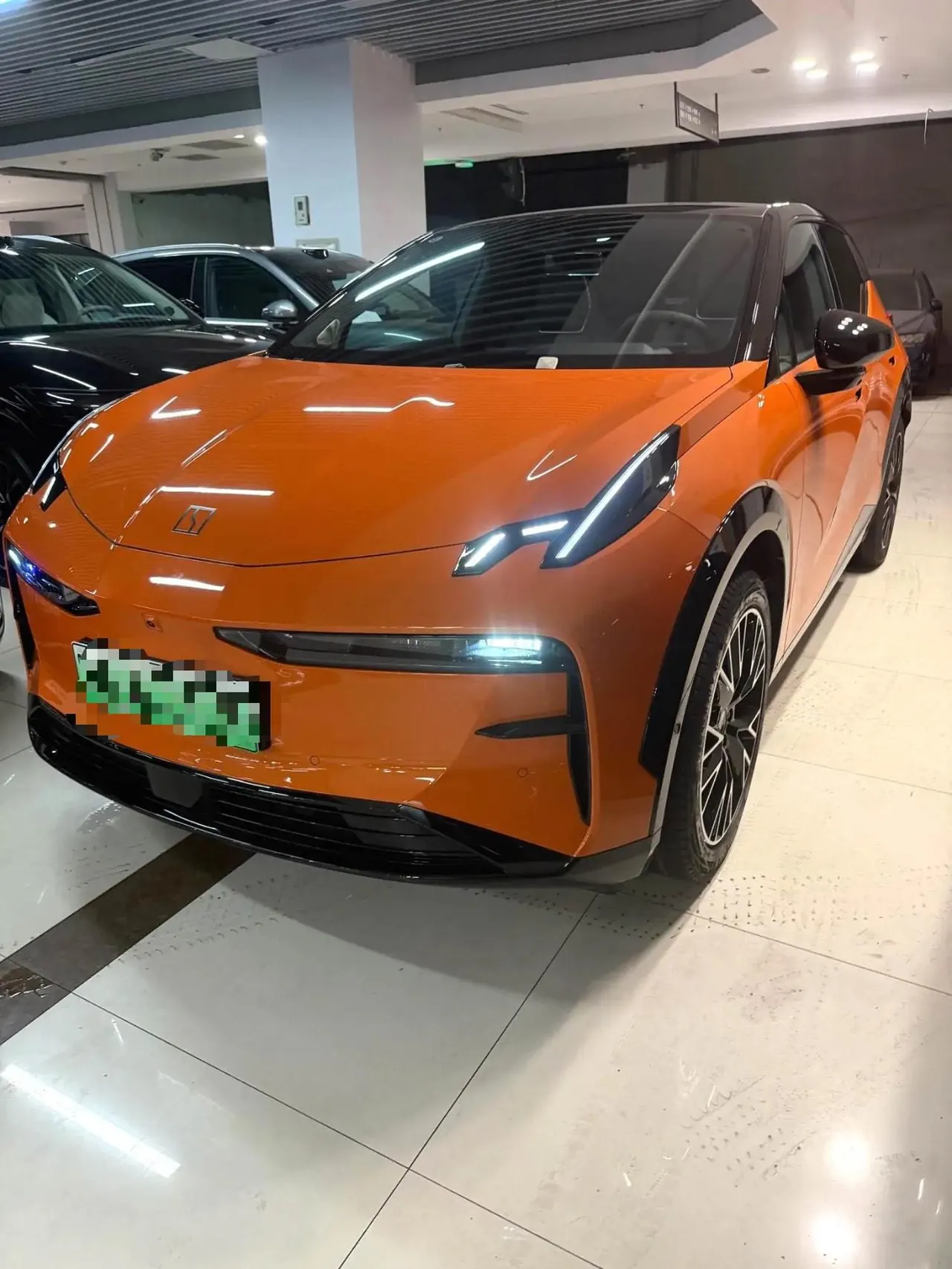 Открыть галерею: Zeekr 2024 Zeekr X five-seat four-wheel drive version of automatic gear