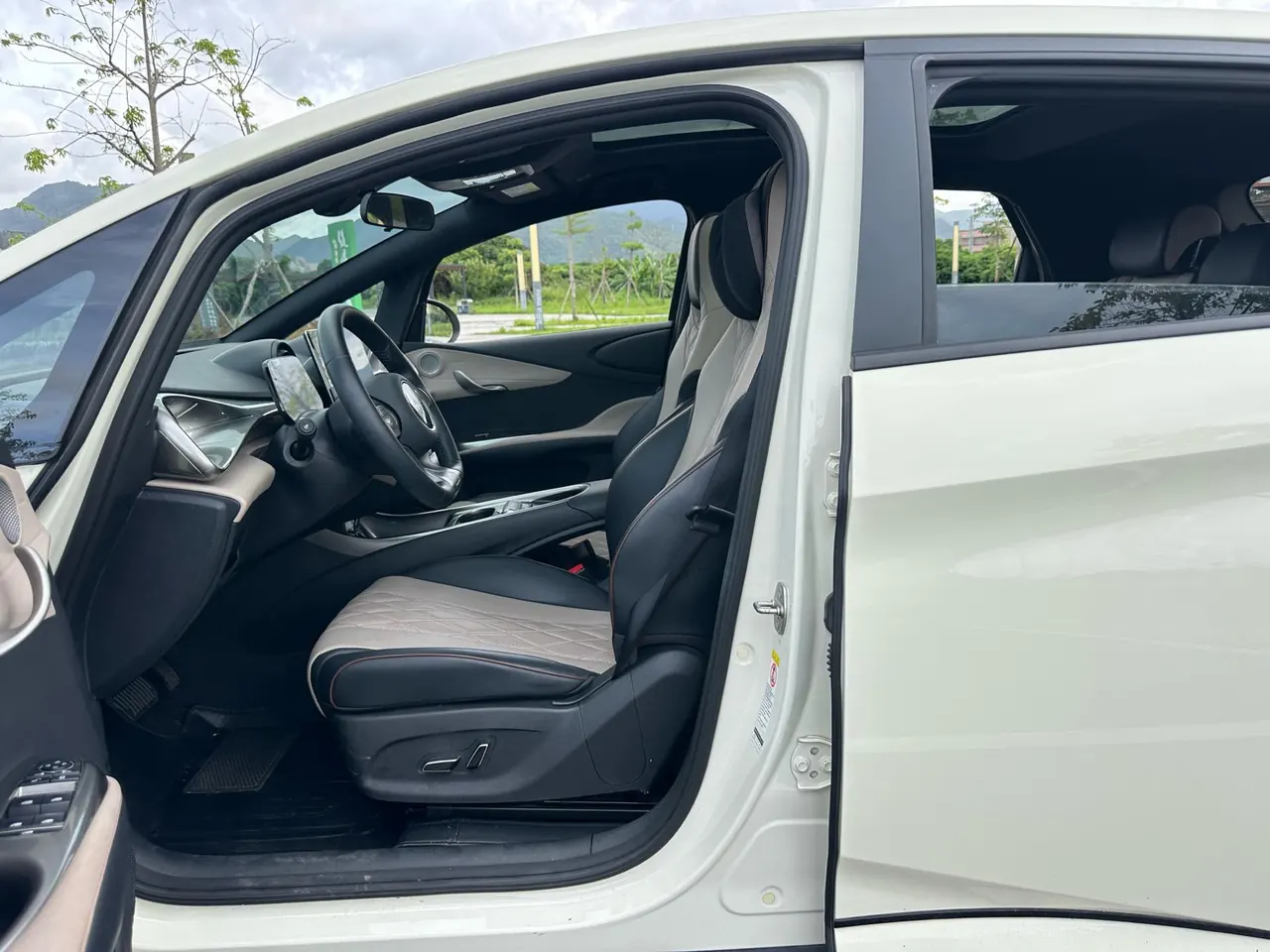 BYD 2021 Dolphin 405km Fashion Edition Automatic 7