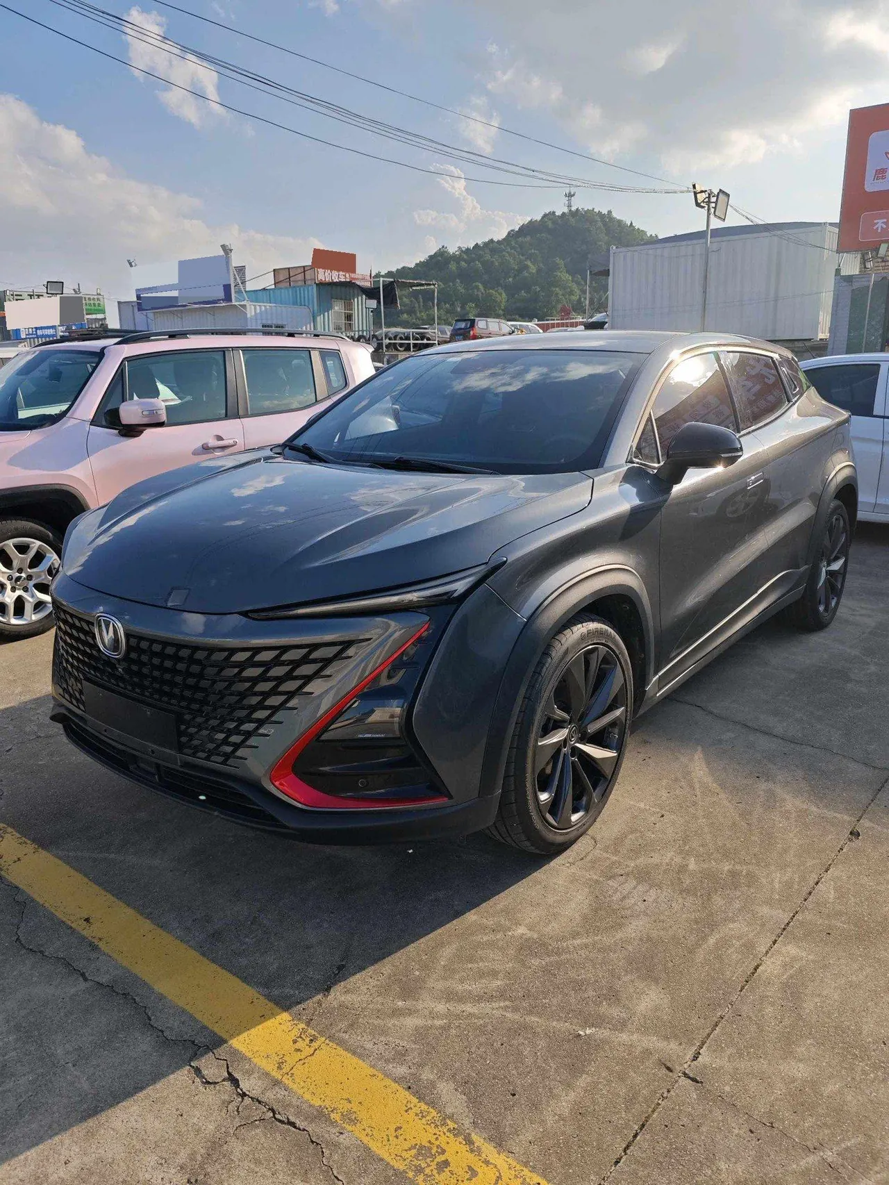 Open image lightbox: ChangAn 2020 UNI-T 1.5T Flagship Automatic Gear