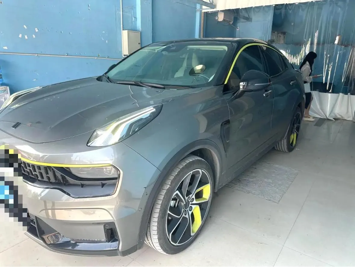 Open image lightbox: LYNK&CO 2020 LYNK&CO 05 2.0TD Two-wheel Drive Halo Automatic Gear