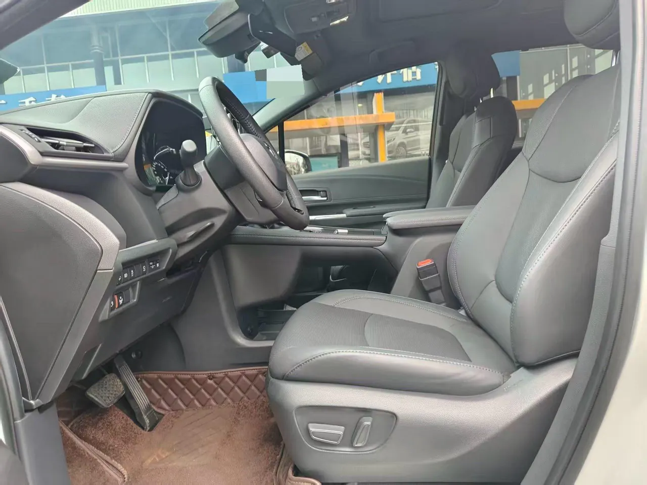Toyota 2024 Sana 2.5 Stepless Four-wheel Drive Premium Edition Automatic Transmission 4